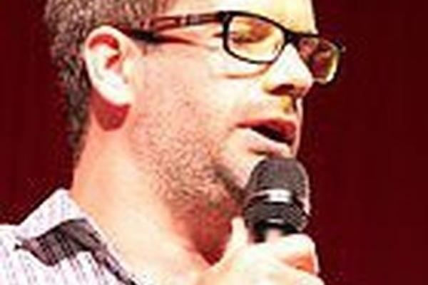 馬庫斯·布里斯托克(Marcus Brigstocke) 馬庫斯·布里斯托克(Marcus Brigstocke)