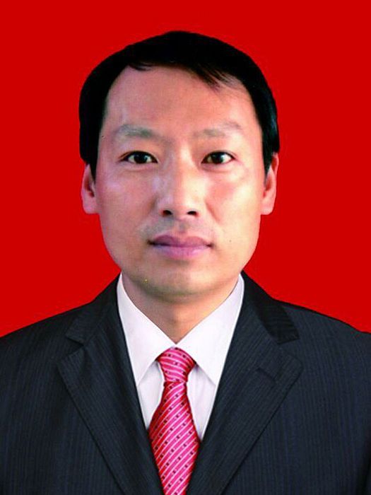 秦剛(榆林市榆陽區林業局黨組書記、局長) 秦剛(榆林市榆陽區林業局黨組書記、局長)