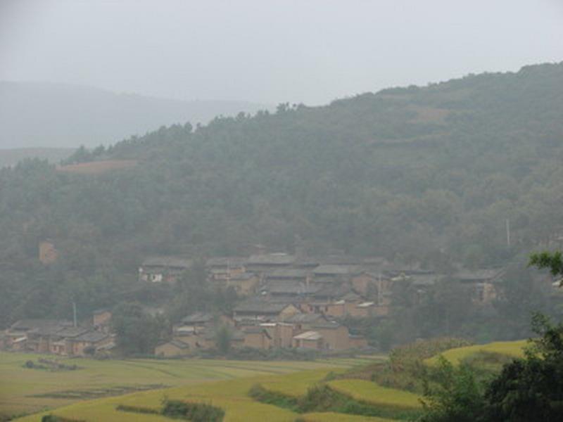 八角洞村(雲南馬龍縣舊縣鎮下轄村) 八角洞村(雲南馬龍縣舊縣鎮下轄村)