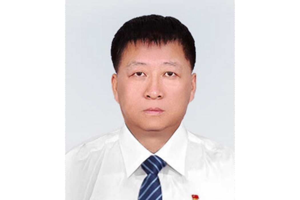 李曉(內蒙古包鋼鋼聯股份有限公司董事,包頭鋼鐵(集團)有限責任公司黨委副書記、董事) 李曉(內蒙古包鋼鋼聯股份有限公司董事,包頭鋼鐵(集團)有限責任公司黨委副書記、董事)