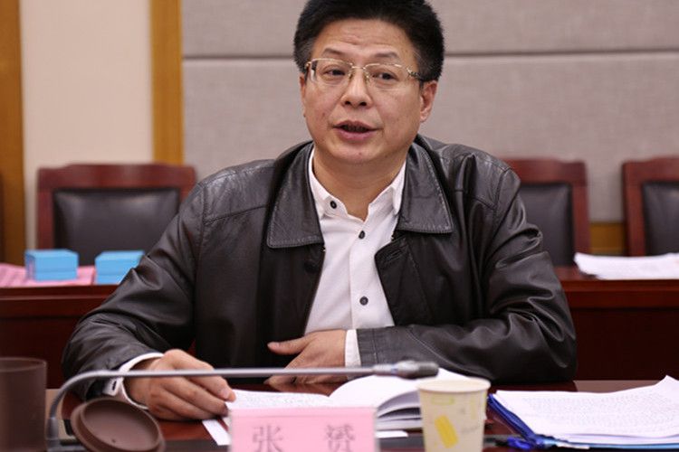 張贇(畢節市教育局黨組成員) 張贇(畢節市教育局黨組成員)