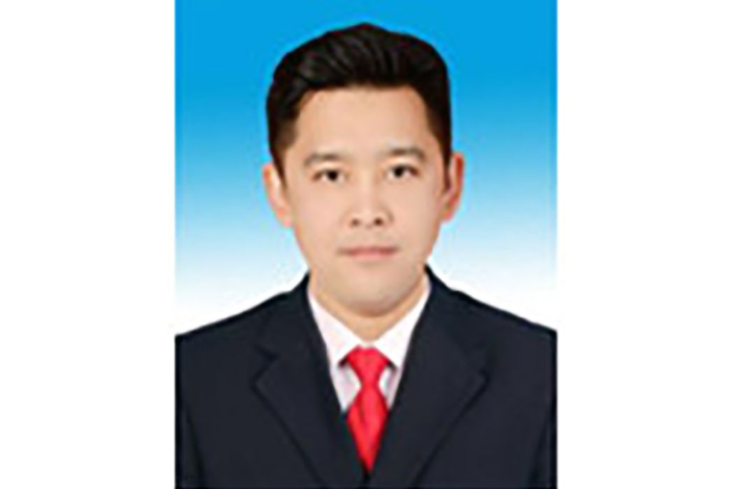 何陽(新疆維吾爾自治區吐魯番市託克遜縣託克遜鎮濱河社區黨總支書記) 何陽(新疆維吾爾自治區吐魯番市託克遜縣託克遜鎮濱河社區黨總支書記)