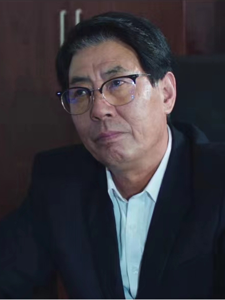 金善(科幻玄幻電影《龍林逃生2》中的角色) 金善(科幻玄幻電影《龍林逃生2》中的角色)