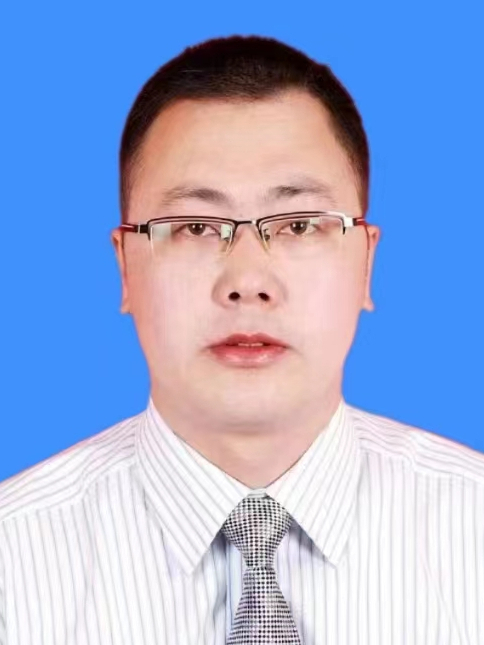 王澤傑(貴州省畢節市威寧彝族回族苗族自治縣哈喇河鎮黨委書記、一級主任科員、兼任人民武裝部政治教導員) 王澤傑(貴州省畢節市威寧彝族回族苗族自治縣哈喇河鎮黨委書記、一級主任科員、兼任人民武裝部政治教導員)