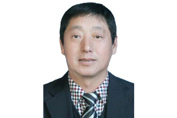 白玉琢(承德縣北大山林場林木種苗工高級技師) 白玉琢(承德縣北大山林場林木種苗工高級技師)
