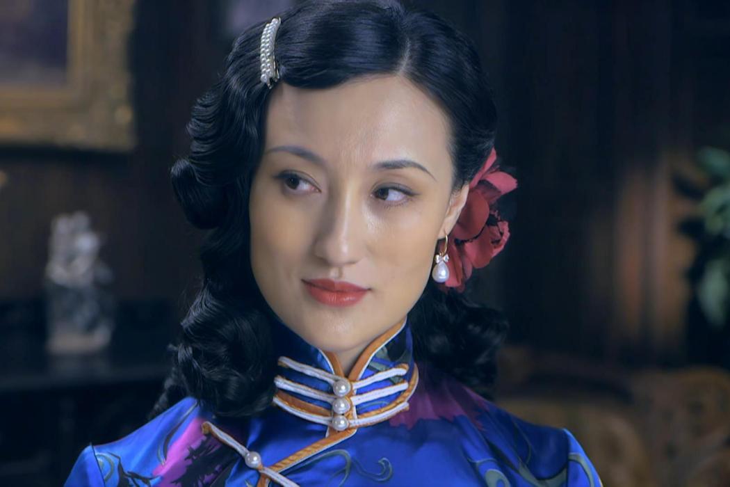 曼麗(抗戰劇《光影》中的反派角色) 曼麗(抗戰劇《光影》中的反派角色)