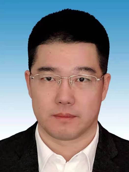 邱楓(遼寧省葫蘆島市綏中縣人民政府副縣長) 邱楓(遼寧省葫蘆島市綏中縣人民政府副縣長)