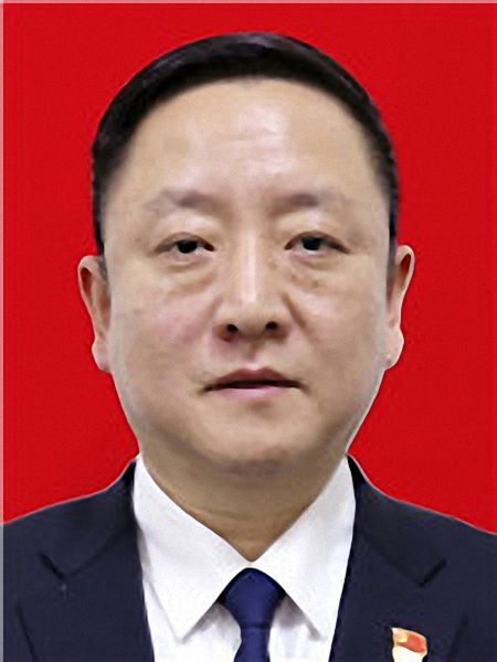 姚勇(襄陽市交通運輸局黨組成員、副局長) 姚勇(襄陽市交通運輸局黨組成員、副局長)