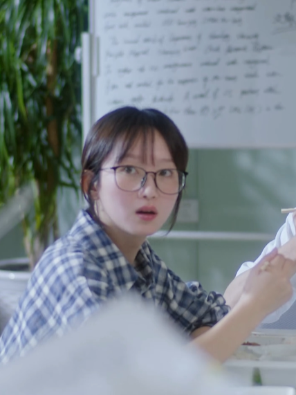 溫雅(愛情劇《明天也想見到你》中的女五號) 溫雅(愛情劇《明天也想見到你》中的女五號)