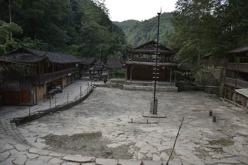 早崗村 早崗村