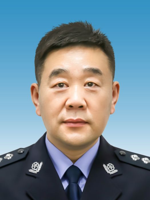 呂濤(陝西省西安市公安局長安分局紀委書記、三級高級警長) 呂濤(陝西省西安市公安局長安分局紀委書記、三級高級警長)