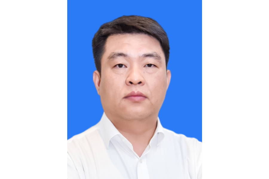 劉華(江西佳時特數控股份有限公司董事長、總經理) 劉華(江西佳時特數控股份有限公司董事長、總經理)