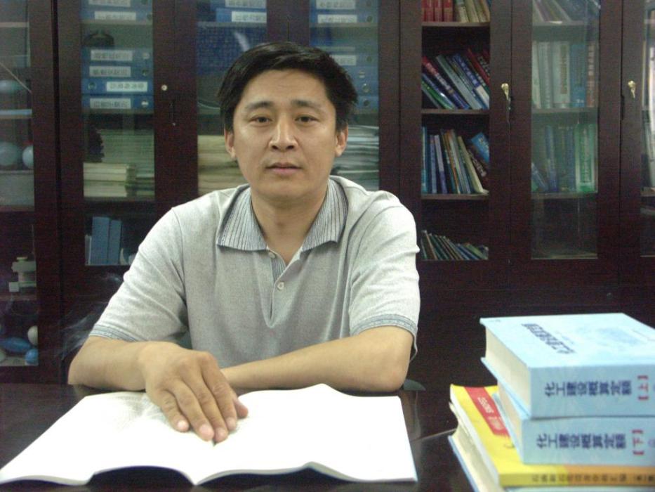 張鴻波(博士) 張鴻波(博士)
