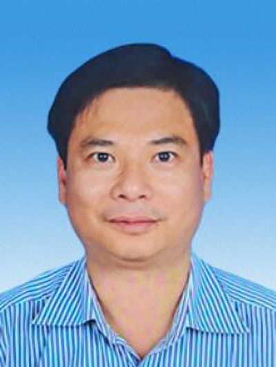 潘毅(廣西壯族自治區防城港市人民政府國有資產監督管理委員會黨委委員、副主任) 潘毅(廣西壯族自治區防城港市人民政府國有資產監督管理委員會黨委委員、副主任)