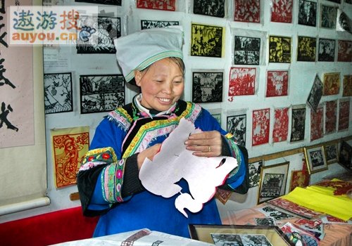 黔南民族民間刺繡博物