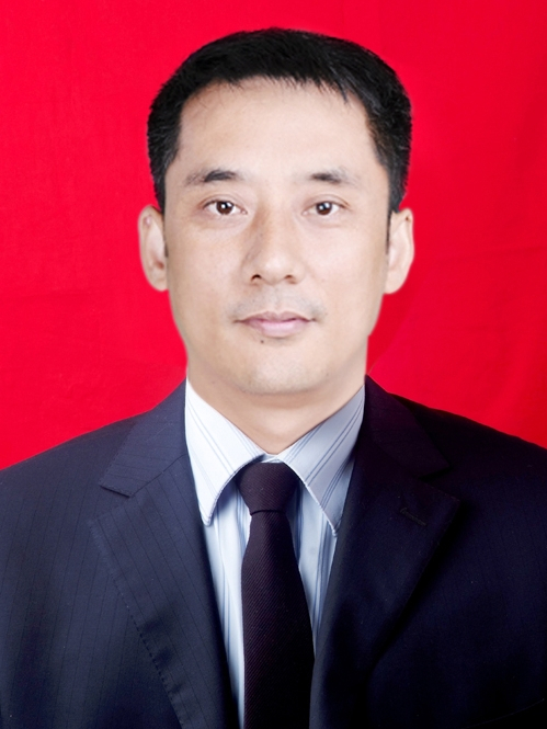 金虎(浙江省杭州市臨安區於潛鎮黨委委員、人武部長) 金虎(浙江省杭州市臨安區於潛鎮黨委委員、人武部長)