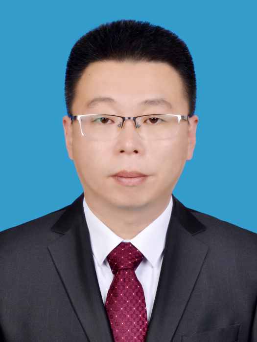 曹正偉(內蒙古自治區赤峰市克什克騰旗旗委常委、副旗長) 曹正偉(內蒙古自治區赤峰市克什克騰旗旗委常委、副旗長)