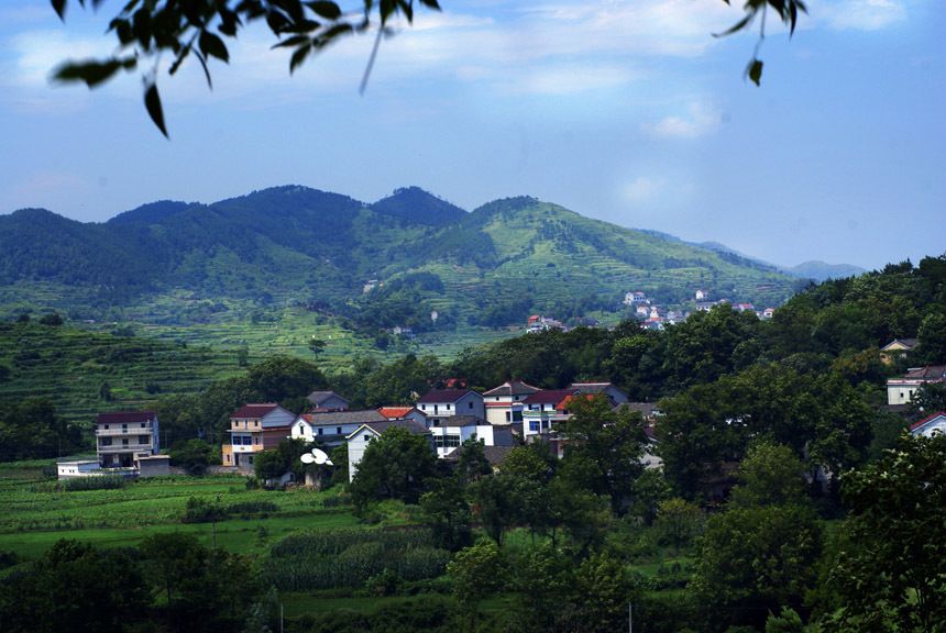竹湖村(惠來縣隆江鎮下轄村) 竹湖村(惠來縣隆江鎮下轄村)