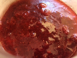 自製玫瑰水草莓果醬