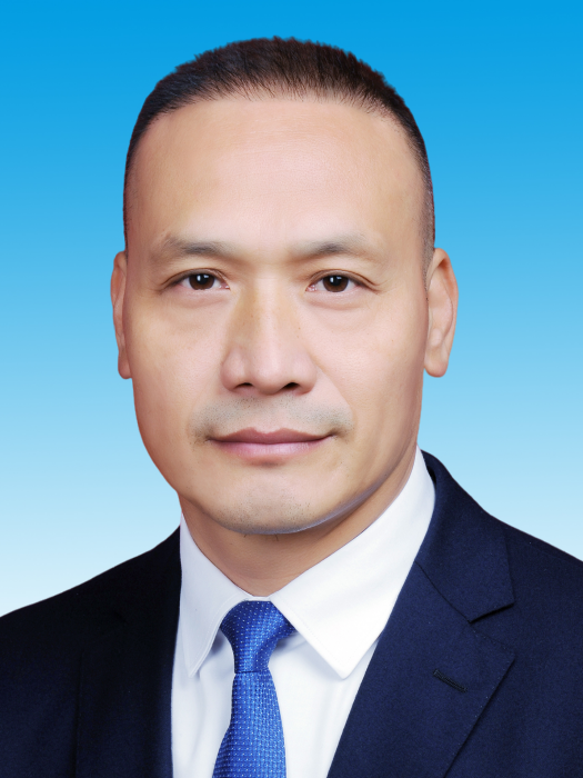 鄭勝偉(四川省南充市營山縣委常委、政法委書記) 鄭勝偉(四川省南充市營山縣委常委、政法委書記)