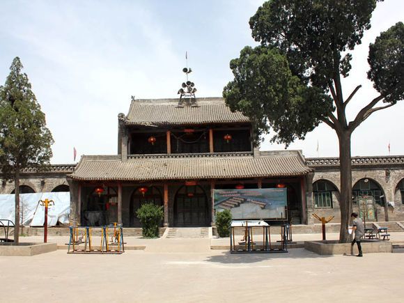 南石渠村(山西省晉中市平遙縣卜宜鄉下轄村) 南石渠村(山西省晉中市平遙縣卜宜鄉下轄村)