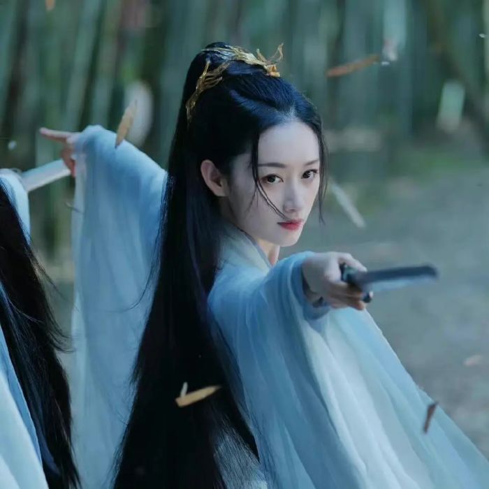 赤地女子(古裝仙俠劇《蒼蘭訣》中的角色) 赤地女子(古裝仙俠劇《蒼蘭訣》中的角色)