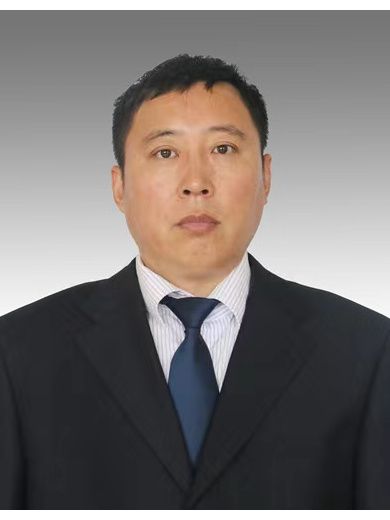 王建峰(濟南市歷城區城鄉交通運輸局黨組成員、區交通運輸事業發展中心副主任) 王建峰(濟南市歷城區城鄉交通運輸局黨組成員、區交通運輸事業發展中心副主任)