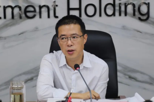 曾軍(貴陽銀行董事) 曾軍(貴陽銀行董事)