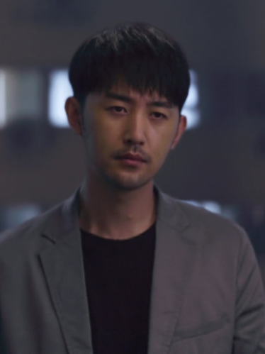 齊濤(都市情感劇《第二次擁抱》中的男配角) 齊濤(都市情感劇《第二次擁抱》中的男配角)