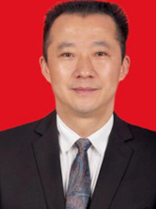 李永強(內江市紀委監委駐市審計局紀檢監察組組長) 李永強(內江市紀委監委駐市審計局紀檢監察組組長)
