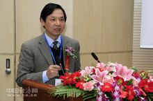 張金隆在“2010中國實踐管理”論壇上發言