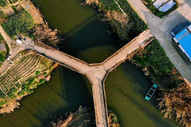 三角橋(江蘇省南通市海安市橋樑) 三角橋(江蘇省南通市海安市橋樑)