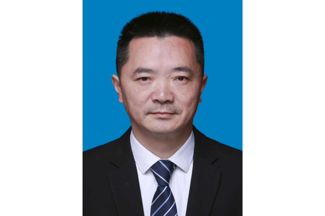 伍軍(重慶市合川區林業局副局長、黨組成員) 伍軍(重慶市合川區林業局副局長、黨組成員)