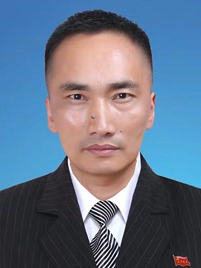 祁麟(雲南省保山市昌寧縣司法局黨組副書記、副局長) 祁麟(雲南省保山市昌寧縣司法局黨組副書記、副局長)