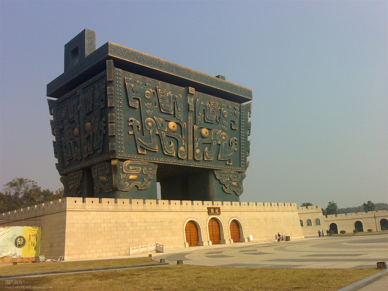 江西儺文化主題館的巨大雕塑（儺冠）