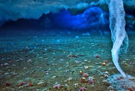 死亡冰柱(地球兩極海底的自然現象)