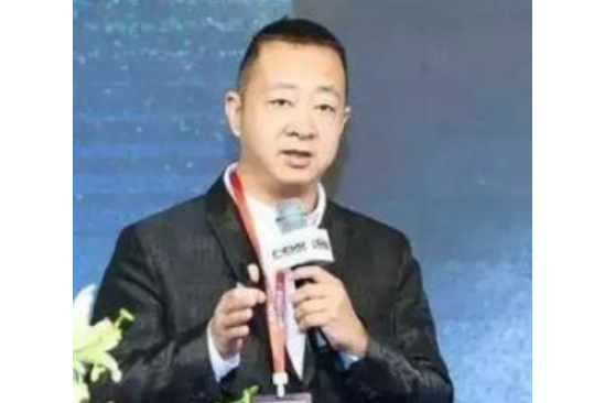 黃森磊(科斯伍德董事) 黃森磊(科斯伍德董事)
