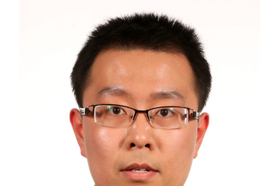 高鵬(中國科學院上海高等研究院研究員,2021年中國催化新秀獎獲得者) 高鵬(中國科學院上海高等研究院研究員,2021年中國催化新秀獎獲得者)