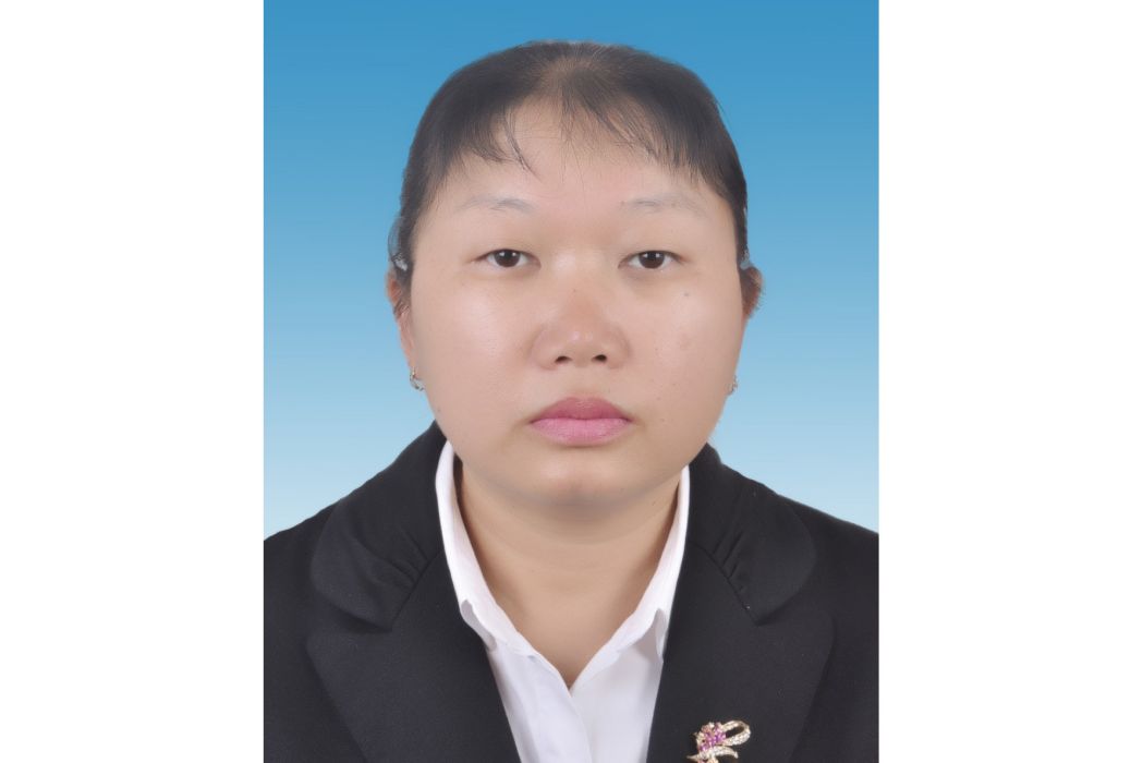 李早香 李早香