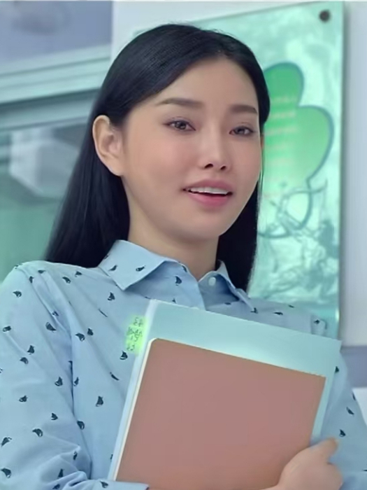 安然(功夫喜劇電影《龍拳小子》中的角色) 安然(功夫喜劇電影《龍拳小子》中的角色)