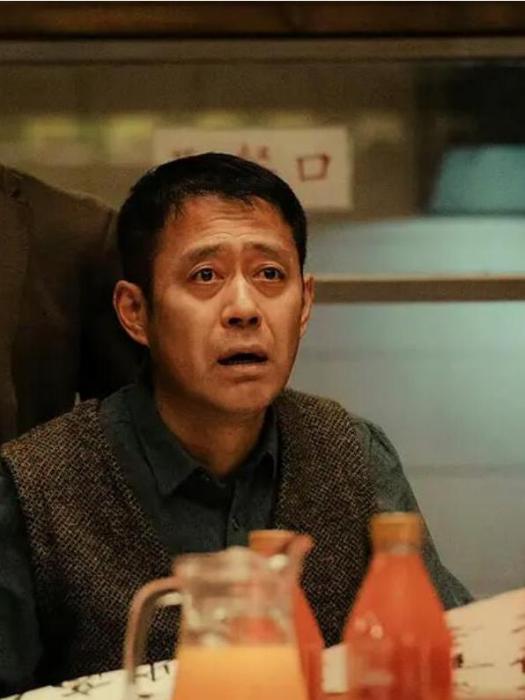 高衛東(治癒成長劇《三悅有了新工作》中的男配角) 高衛東(治癒成長劇《三悅有了新工作》中的男配角)