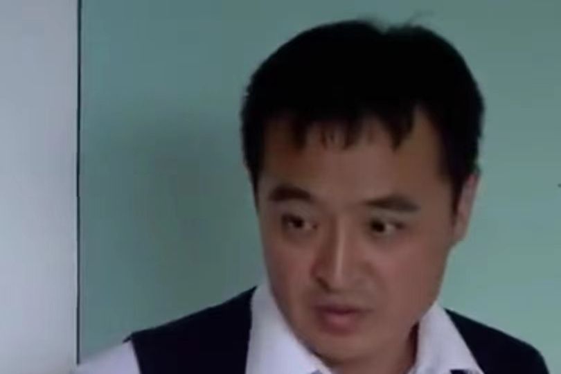 李向東(《傻春》中的角色) 李向東(《傻春》中的角色)