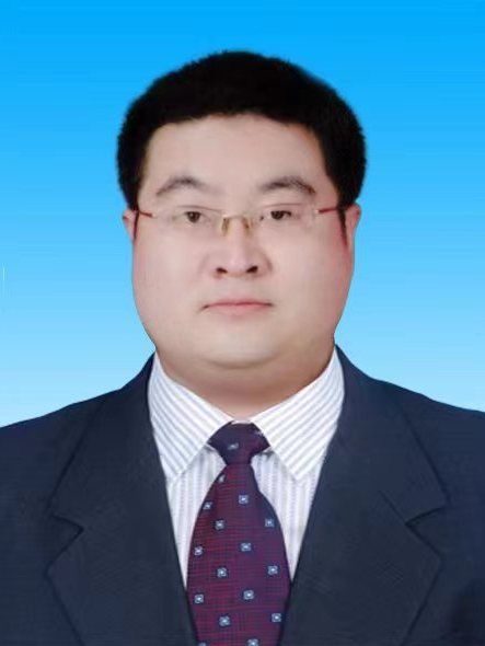 李大鵬(中共內蒙古自治區赤峰市寧城縣委常委、副縣長) 李大鵬(中共內蒙古自治區赤峰市寧城縣委常委、副縣長)