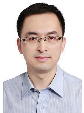 陸強(財政部福建監管局黨組成員、副局長) 陸強(財政部福建監管局黨組成員、副局長)
