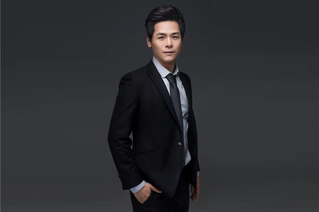 蔣帥(中央歌劇院青年男中音) 蔣帥(中央歌劇院青年男中音)