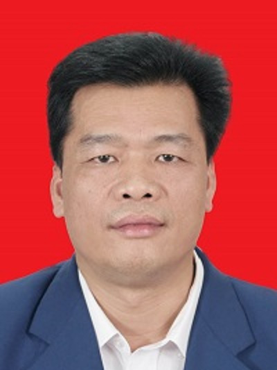 陳錦忠(廣東省雲浮市新興縣人大常委會副主任) 陳錦忠(廣東省雲浮市新興縣人大常委會副主任)