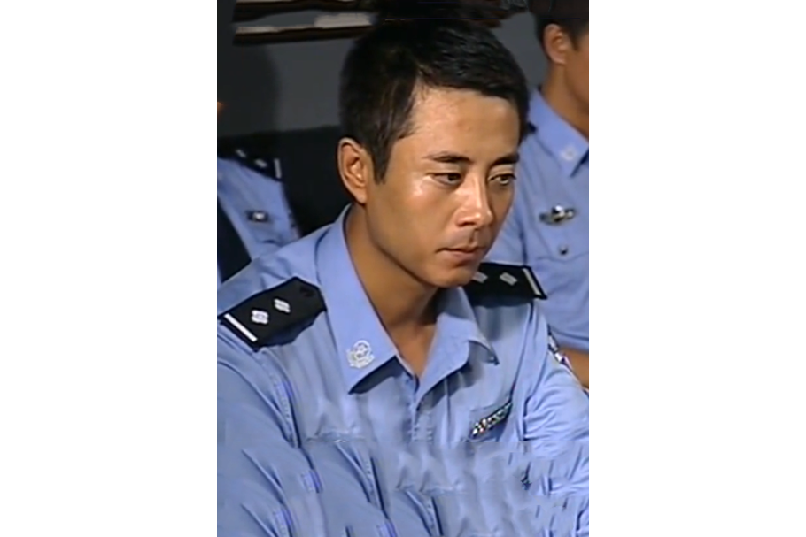楊威(警匪劇《鷹與梟》中的角色) 楊威(警匪劇《鷹與梟》中的角色)
