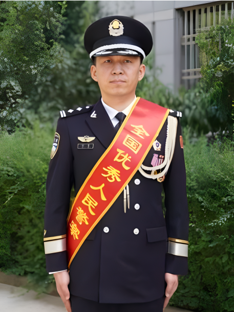 馬超(新疆巴音郭楞蒙古自治州輪台縣公安局哈爾巴克派出所所長) 馬超(新疆巴音郭楞蒙古自治州輪台縣公安局哈爾巴克派出所所長)