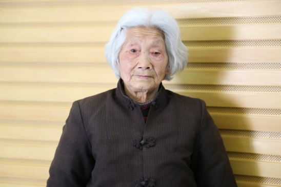 巫吉英 巫吉英