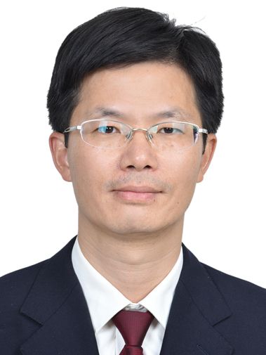徐青松(福建省莆田市秀嶼區委常委、區紀委書記、區監委主任) 徐青松(福建省莆田市秀嶼區委常委、區紀委書記、區監委主任)